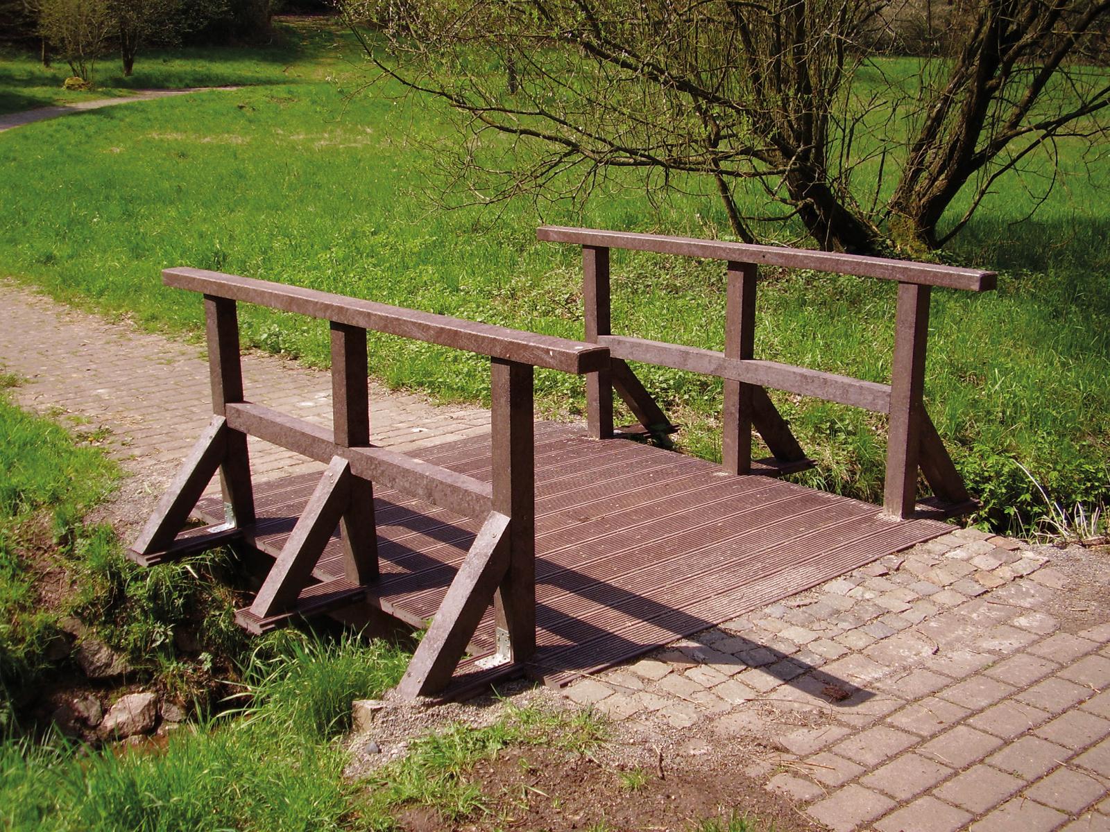 Footpath plank (with tongue & groove)